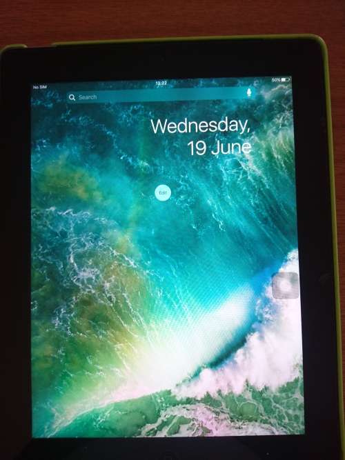 IPAD 4, Wifi and Cellular, 64GB internal memory, in excellent condition
