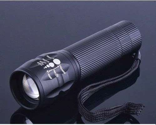 3 Mode 200 Lumen LED Torch (With Zoom)