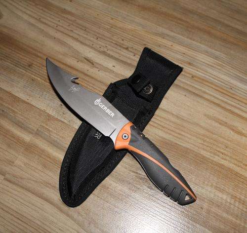GERBER SKINNER KNIFE