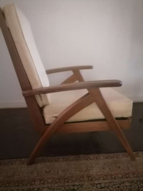 RETRO CHAIRS