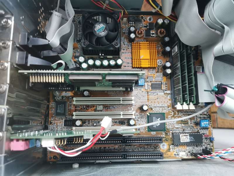 Pentium III 667 PC