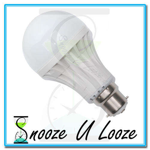 5W Cool White LED B22 (Bayonet) Globe !!50 Units available!! **FREE Shipping on Extra units**