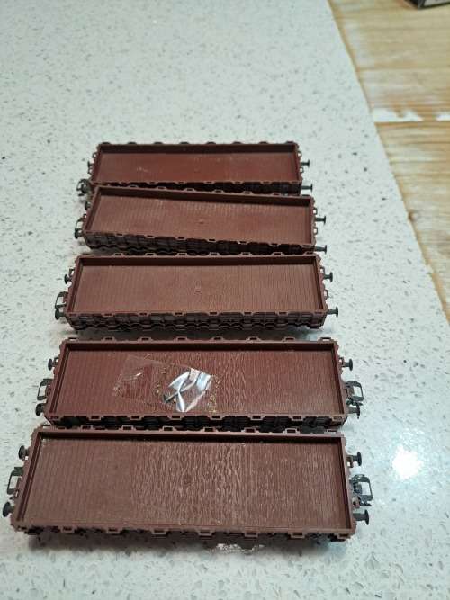 Ho 5 flat car wagons