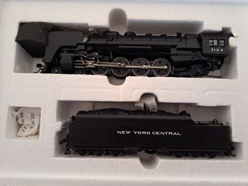 HO steam  locomotive