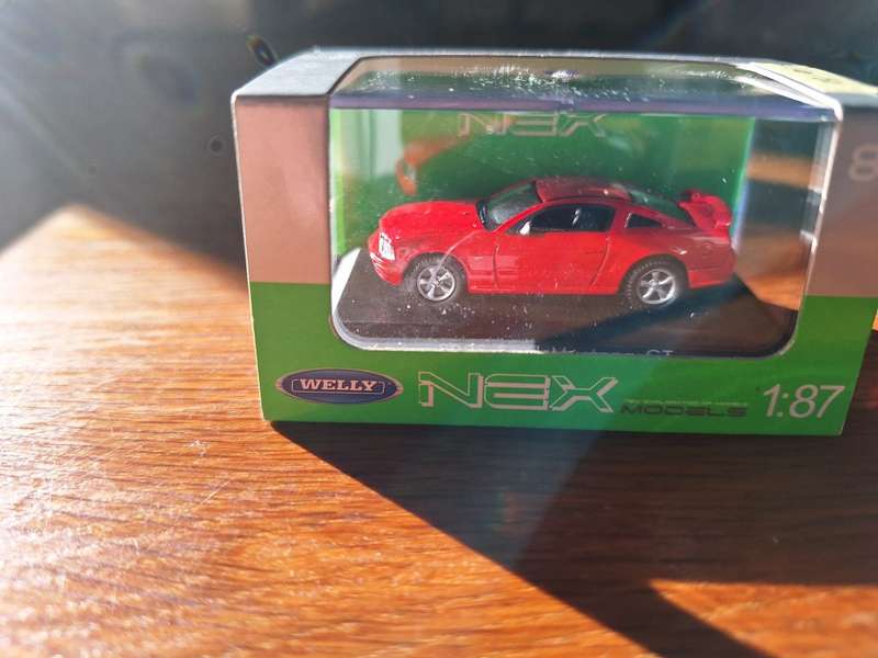 ho model cars & trucks