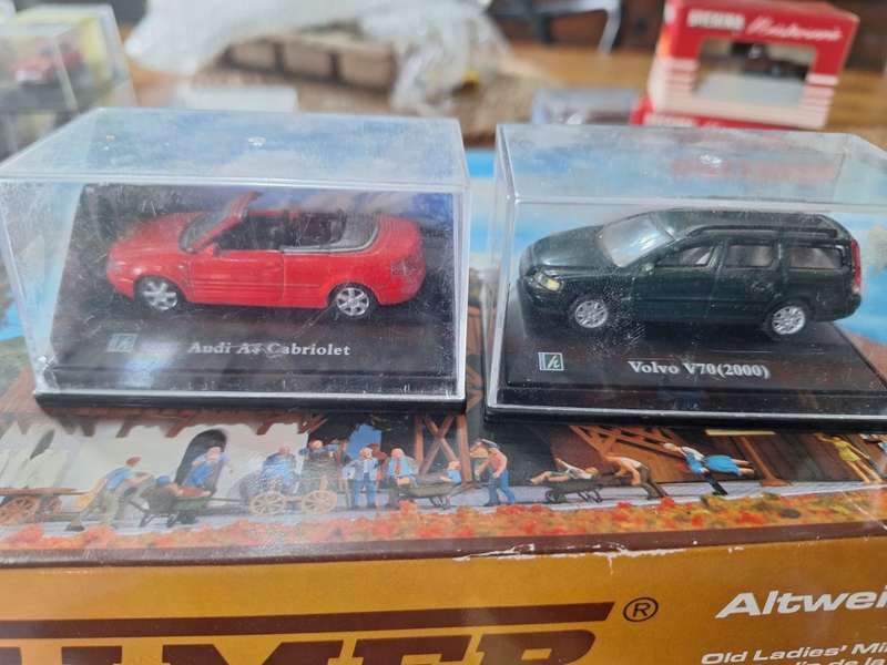 ho model cars & trucks