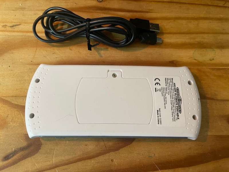 Sega Mega Drive Ultimate Portable Game Player(SEGA)