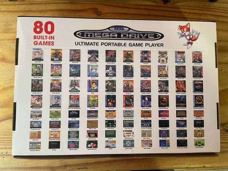 Sega Mega Drive Ultimate Portable Game Player(SEGA)