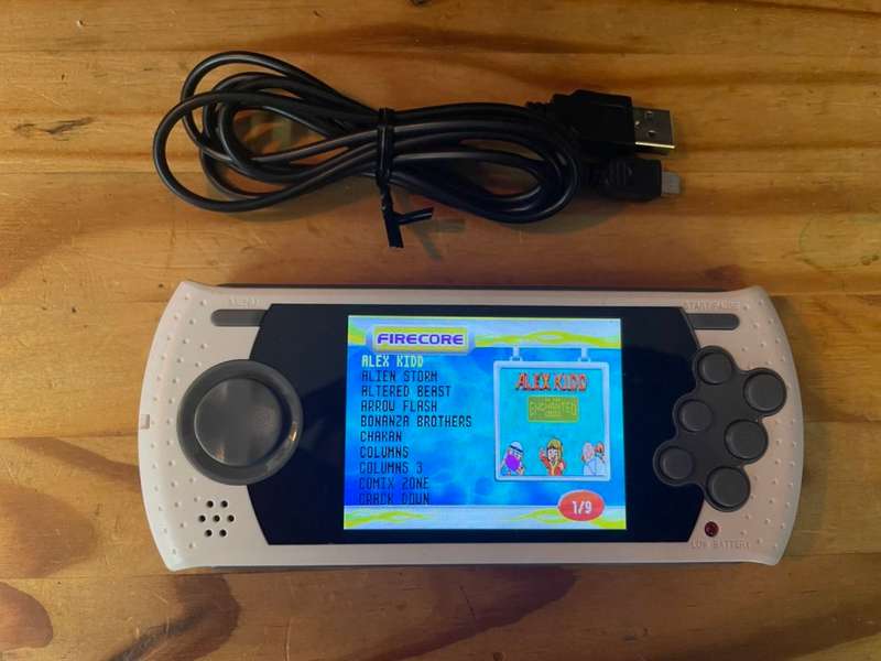 Sega Mega Drive Ultimate Portable Game Player(SEGA)