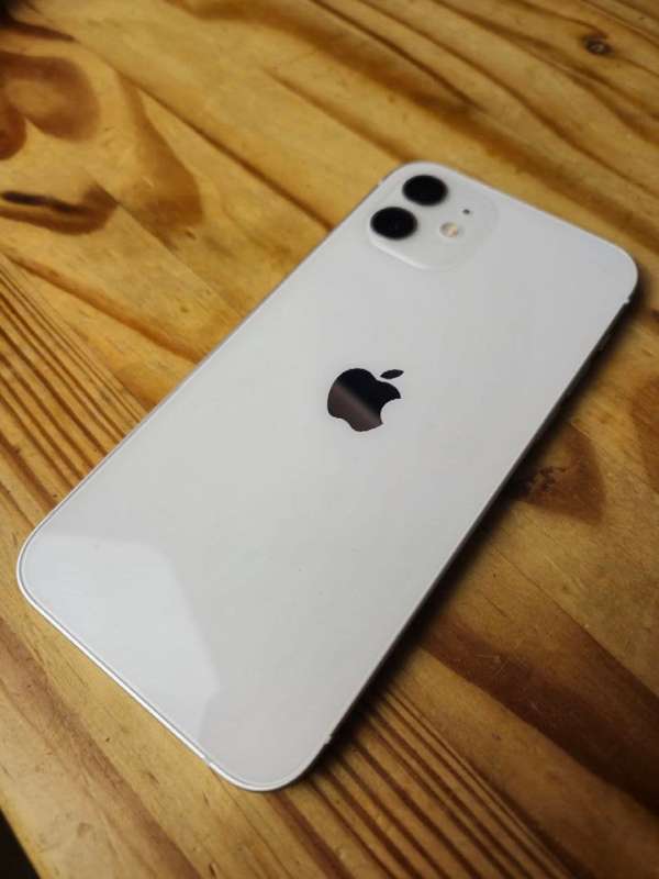 iPhone 12 (128GB)