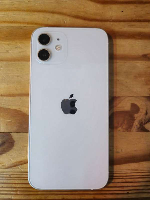 iPhone 12 (128GB)