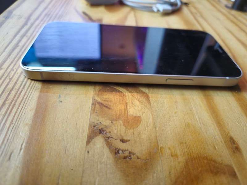 iPhone 12 (128GB)