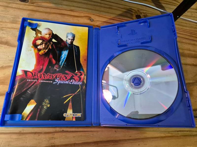 Devil May Cry 3: Dante`s Awakening Special Edition(PS2)