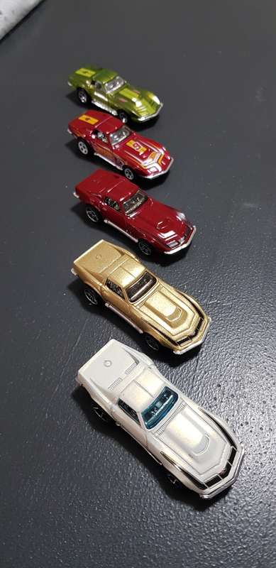 5x Hot wheels 69 corvettes