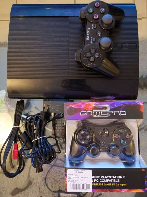 Ps3 12gig console with 2 controllers
