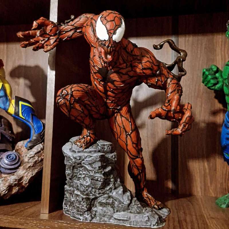 30cm Carnage custom sculpture