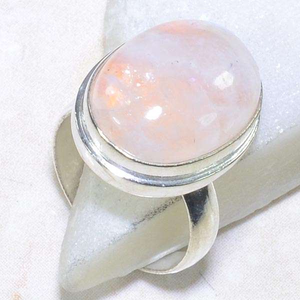 RAINBOW MOONSTONE 14MM X 19MM SET IN 925 STAMPED SILVER RING SIZE 7