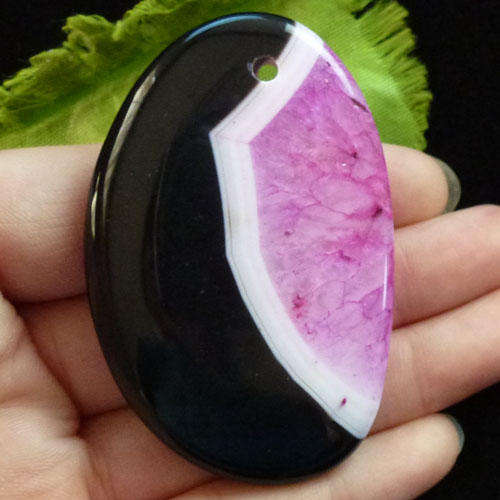 BLACK BANDED AGATE WITH PINK DRUZY   58MM X 34MM X 8   WITH BAIL AND THONG