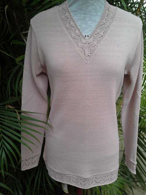 KNITTED VNECK LACE DETAIL PULLOVER 75CM LENGTH