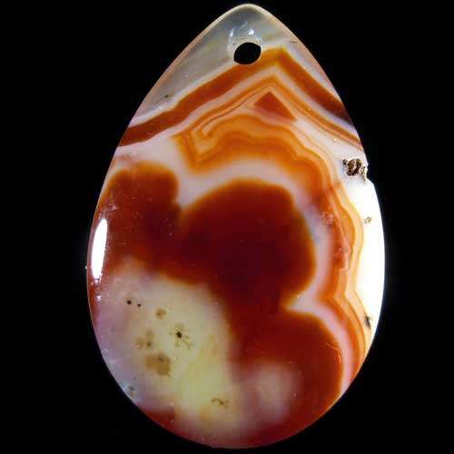 STUNNING RED AGATE GEMSTONE  PENDANT  51 X 35 X 7MM  NO FLAT EDGE