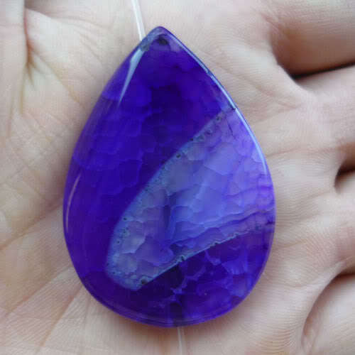 PURPLE DRAGON VEIN AGATE DROP PENDANT 40MM X 30MM  X 8MM  WITH FREE BAIL AND THONG