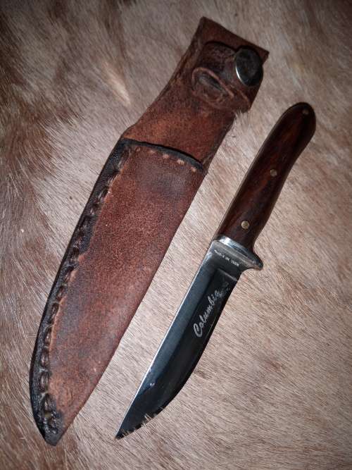 HANDMADE KNIFE USING COLUMBIA  MODEL K-89 BLADE HANDLE MADE WITH BUSHVELD HARDEHOUT & LEATHER SHEET