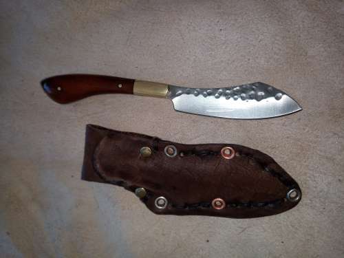 HUNTING KNIFE WITH HANDMADE HANDLE AND LEATHER SCABBARD