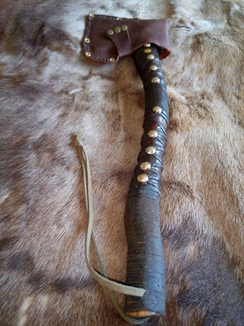 HANDMADE VIKING AXE 47 CM  WITH HANDMADE LEATHER POUCH