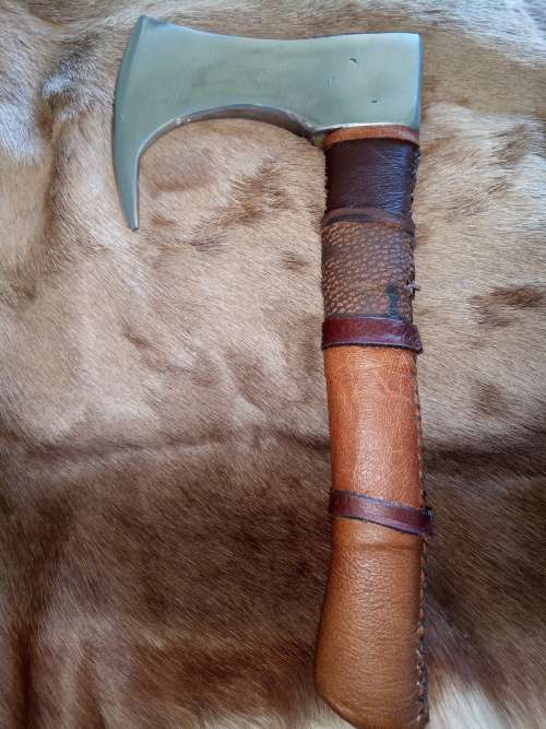 HANDMADE VIKING AXE