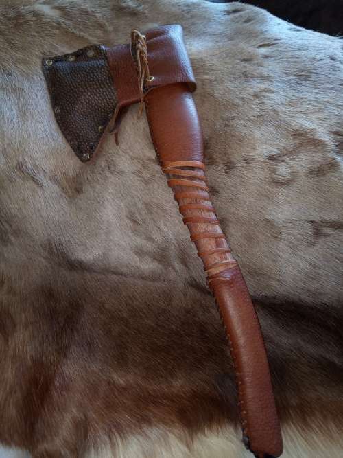 HANDMADE VIKING AXE 47 CM  WITH HANDMADE LEATHER POUCH