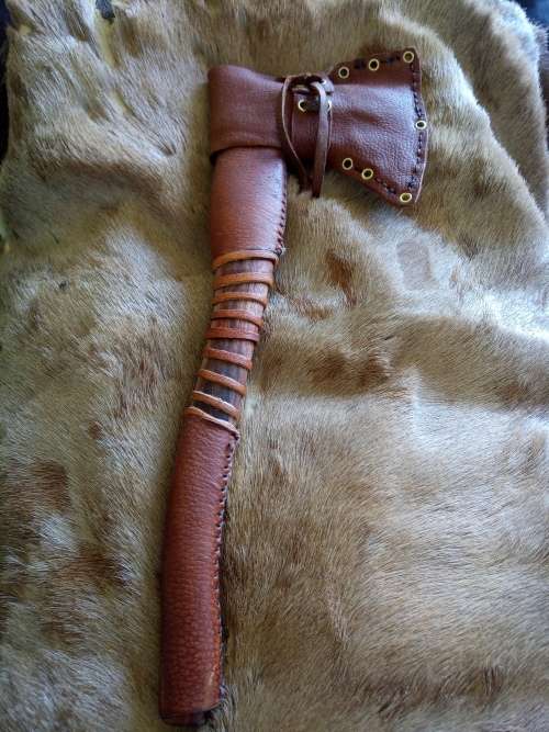 HANDMADE VIKING AXE 47 CM  WITH HANDMADE LEATHER POUCH
