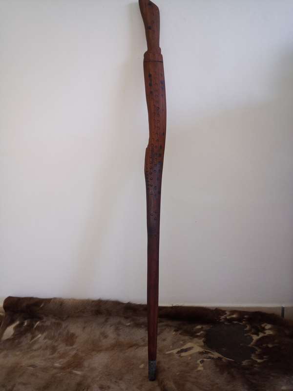 WALKING STICK HANDMADE WITYH WOOD AND TAMPERD KNIFE