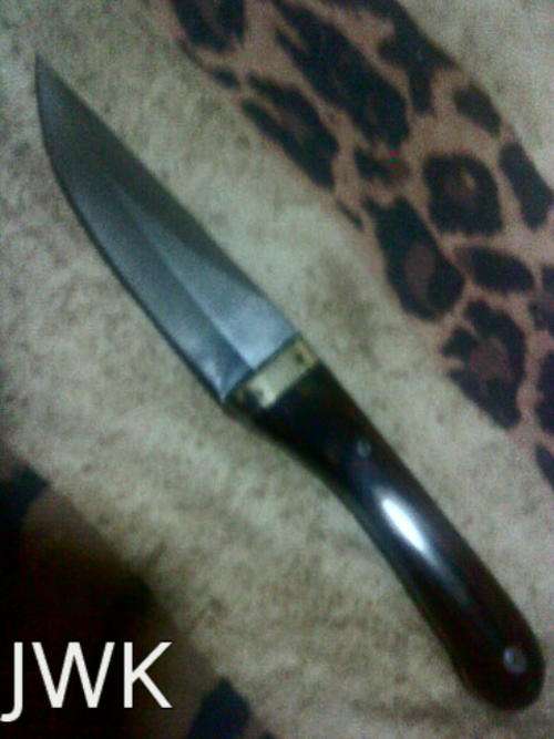 STUNNING KNIFE HANDMADE WITH N690 STEEL AND SHARTPENED TO PERFECTION HANDLE MADE OF FOREST WOOD