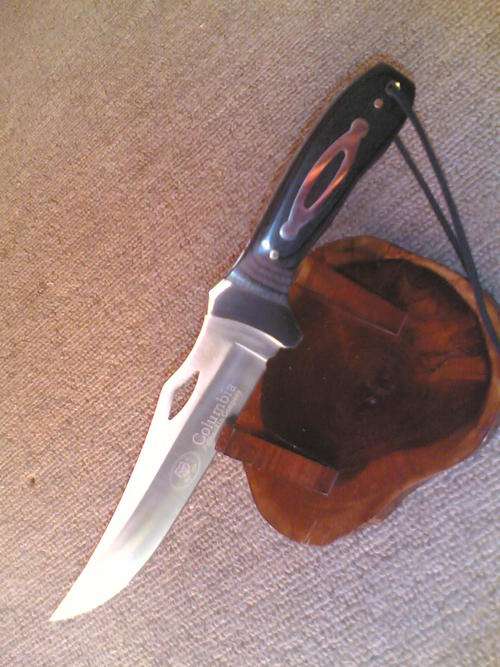 27CM STUNNING DESIGN COLUMBIA 440 KNIFE WITH SOLID WOOD HANDLE  WITH SS INLAYS