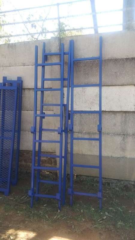 SCAFFOLDING TOWER 6M HIGH x 1.5M WIDE 12 FRAMES ONLY