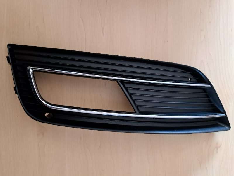Fog Light Grille Bumper Grill Cover for Audi A4 S4 B8.5 B9 2013-2015 Left and Right