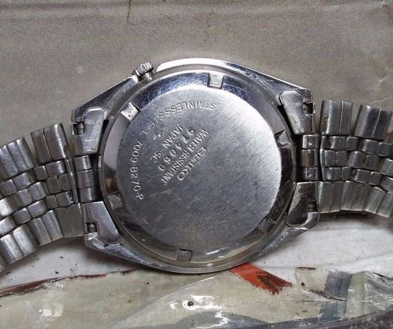VINTAGE SEIKO 5 MICKY MOUSE AUTOMATIC DAY & DATE WRIST WATCH FOR MEN IN EXCELLENT CONDITION