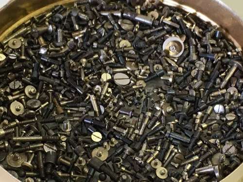 10 grams assorted watch/pocket watch screws