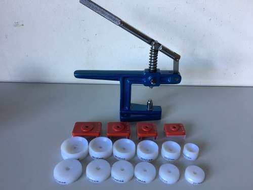Watchmakers crystal/case press with nylon dies