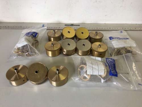 Clock mainspring barrels, center & intermediate wheels