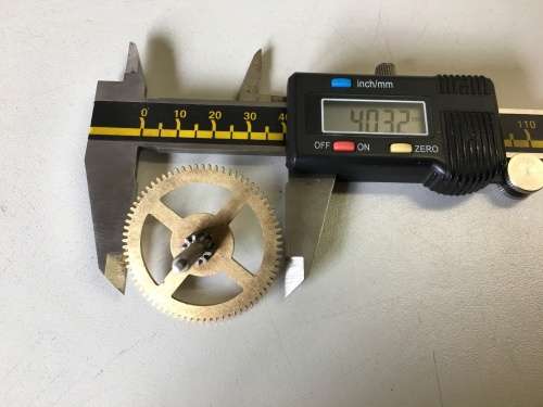 Clock mainspring barrels, center & intermediate wheels