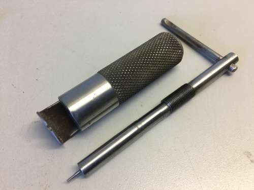 Heavy duty clock gear/hand lifting tool