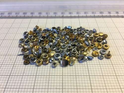 30 grams assorted used watch crowns - 120+ pieces - #11