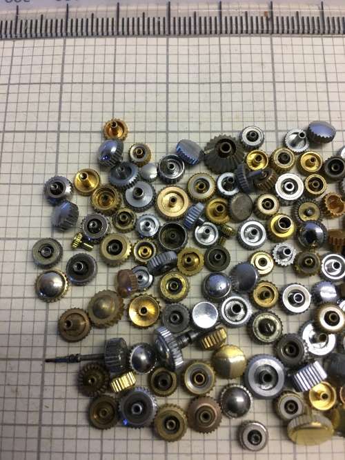 30 grams assorted used watch crowns - 120+ pieces - #11
