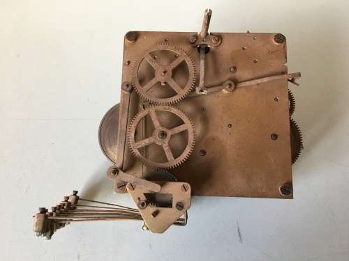 Old clock movement - 13cm - parts/repair