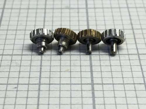 4 ROAMER - split stem crowns