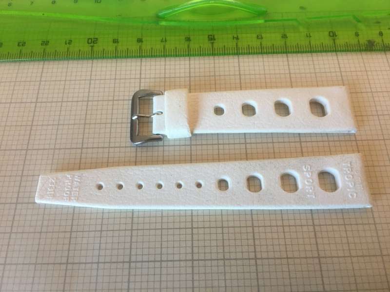 TROPIC SPORT - 18mm rubber watch strap