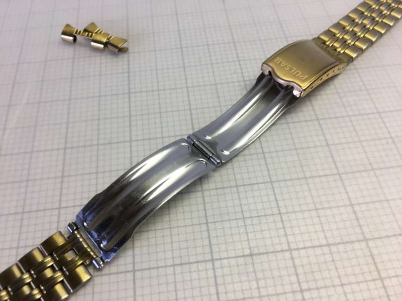 PULSAR - 18mm gold bracelet