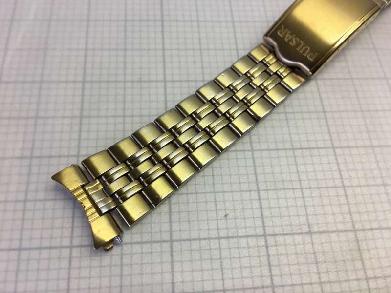 PULSAR - 18mm gold bracelet