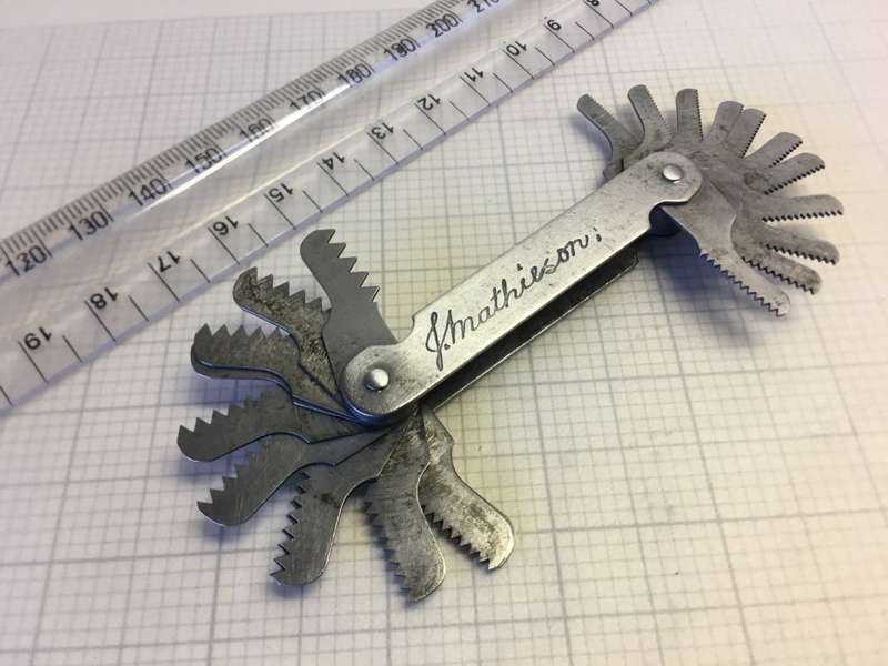 Starrett No.40 screw pitch gauge